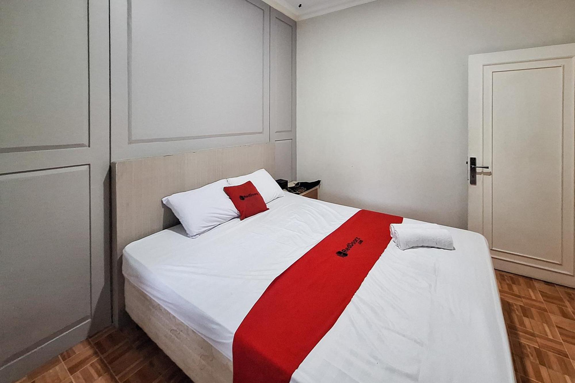 Reddoorz Resort At Tridaya Cisarua Puncak Exterior foto