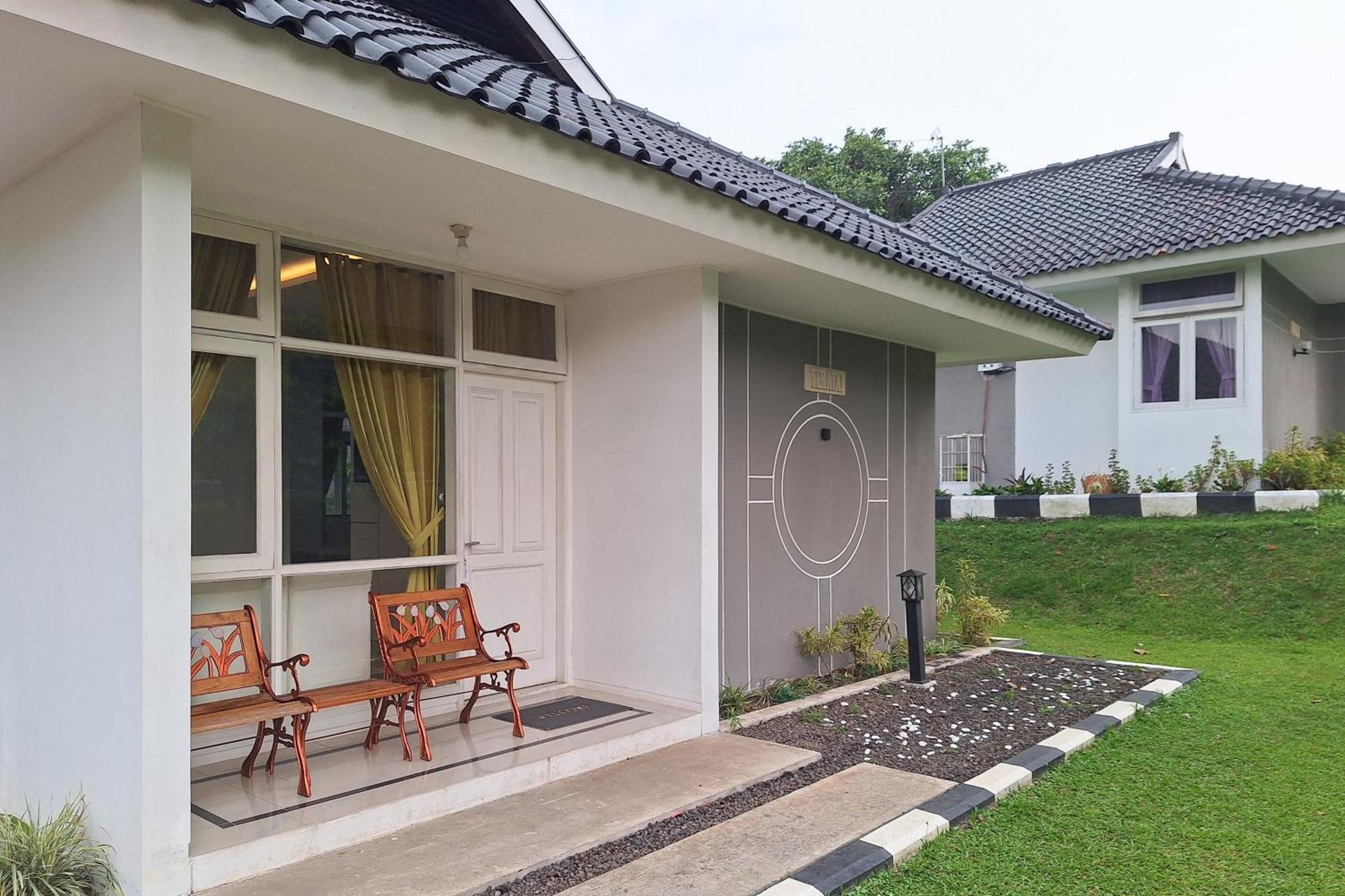 Reddoorz Resort At Tridaya Cisarua Puncak Exterior foto